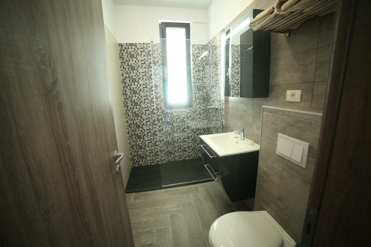 Alexandra Soleil Apartment Navodari Bagian luar foto